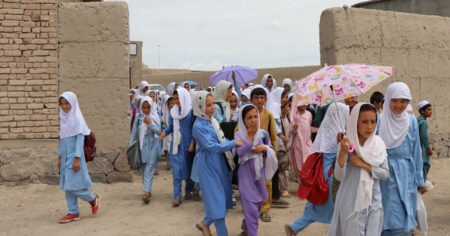 Skolbarn i Ghazni